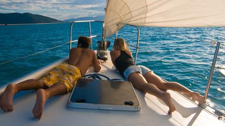 Vivre à l’année sur son bateau : comment passer du rêve à la réalité ?