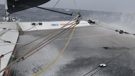 Trophée Jules Verne : arrivée sur la ligne lundi entre 13 et 16 heures pour The Famous Project