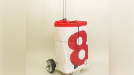 Voilensac, le sac en voile de bateau qui transforme le caddy Andersen Unus