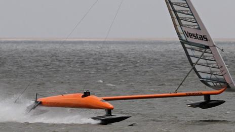 Records de vitesse à la voile et au moteur : a-t-on atteint la limite du possible ?