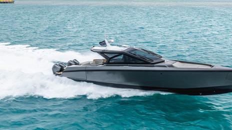 Wallypower50X : 50 pieds, 54 nœuds et une première mondiale à Miami