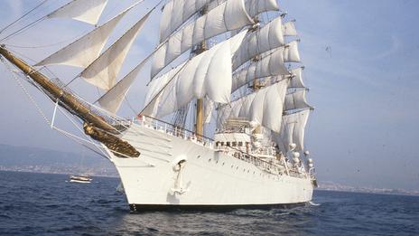 ARA Libertad : l’épopée maritime du trois-mâts barque argentin