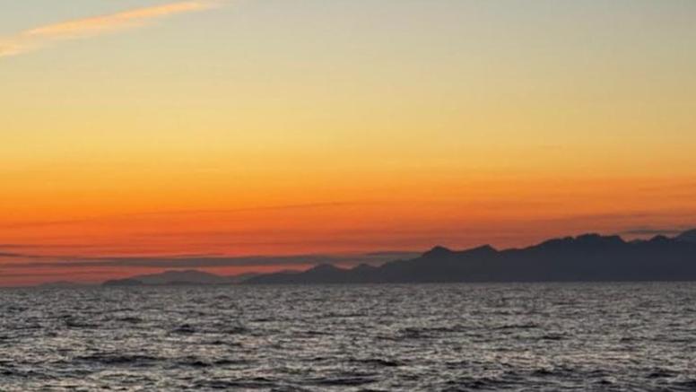 La Corse visible depuis la côte d'azur ce 24 février : un phénomène aussi rare qu'intriguant