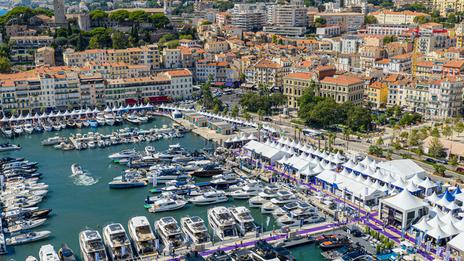 Cannes Yachting Festival : plongée dans le Vieux Port, vitrine mondiale du yachting à moteur