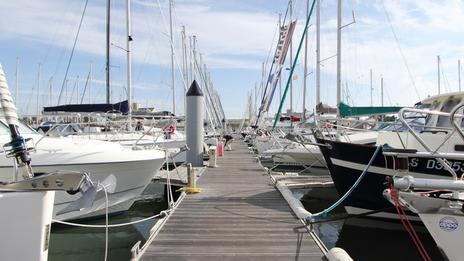 Charter et avarie : assurance, caution, franchise… Comment ça se passe vraiment ?