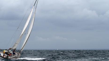 Fuir ou se mettre à la cape ? Pourquoi les carènes modernes rebattent les cartes