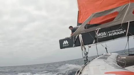 Guirec Soudée à l’approche de la Bretagne : une fin de course sous tension pour l’Ultim MACSF