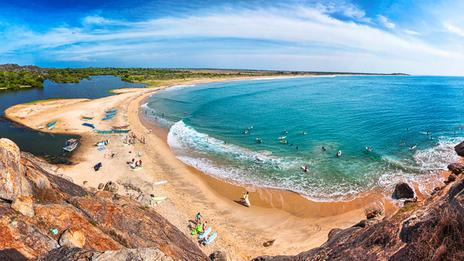 Arugam Bay : surfer l’océan Indien et explorer un Sri Lanka brut et contrasté