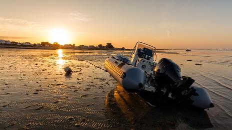 Remotoriser un semi-rigide : comment gagner en performances sans faire exploser la consommation