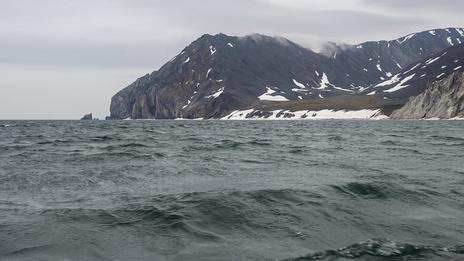 Détroit de Béring : le passage glacé devenu l’un des points les plus sensibles du monde maritime