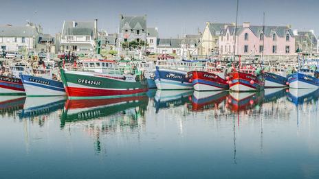 Le Guilvinec, capitale française de la pêche : une escale bretonne où la mer se vit au quotidien