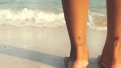 L’ancre tatouée : l’histoire vraie d’un symbole maritime devenu universel