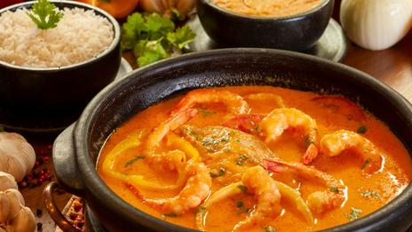 Moqueca : la recette brésilienne de poisson mijoté au lait de coco qui sent le large