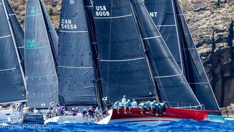 Antigua Racing Cup 2026 : des alizés musclés et des écarts serrés pour lancer la régate à Antigua
