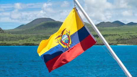 Changer de pavillon : ce qu’il faut savoir avant de se laisser tenter…