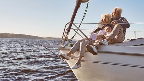 Retraite en voilier : ces seniors qui choisissent la mer pour changer de vie