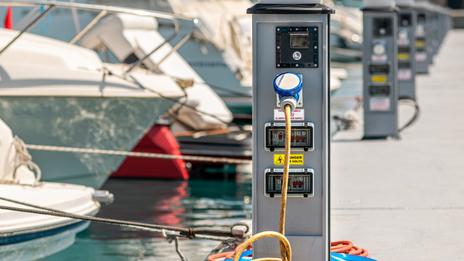 Bateau électrique : la fin du moteur thermique est-elle vraiment proche ?