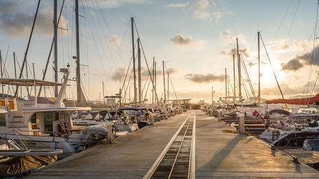 Pontons interdits : quand la législation ferme les portes des ports