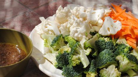 Anchoïade : la recette provençale qui résume à elle seule l’esprit de la Méditerranée