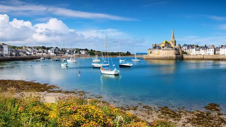 Découvrir la baie de Morlaix en mai : entre navigation, patrimoine et littoral