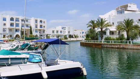 Hammamet au printemps : entre médina blanche, plages dorées et douceur tunisienne