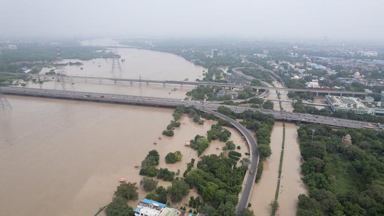 Inde : de violents orages de pré-mousson font plus de 100 morts