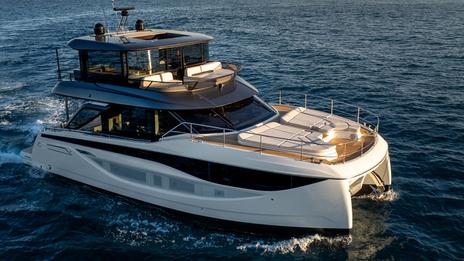 Catamarans à moteur : les nouveaux rois de la grande croisière ?