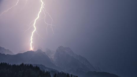 Canicule et vague de chaleur : des orages parfois violents menacent les Alpes du Sud ce vendredi