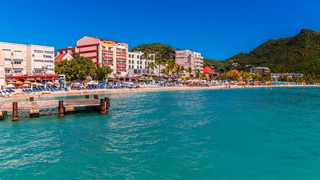Philipsburg en juin : plage, shopping et ambiance caribéenne au cœur de Saint-Martin