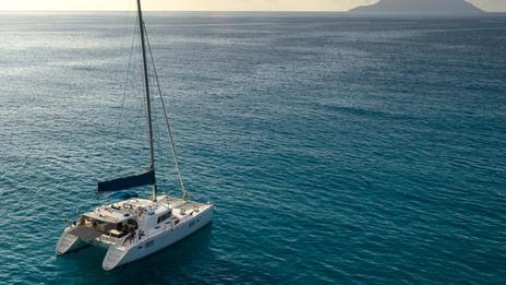 Grand voyage : catamaran ou dériveur intégral, le match qui divise les navigateurs