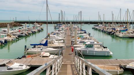 Eaux noires à bord : la plaisance européenne bientôt sommée de ne plus rien rejeter ?