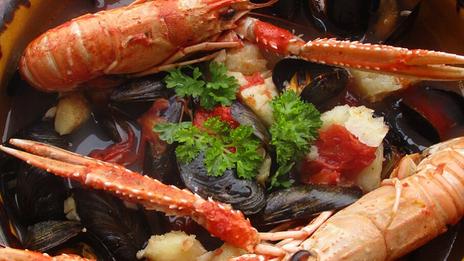 Ttoro basque : la soupe de poissons des pêcheurs de Saint-Jean-de-Luz