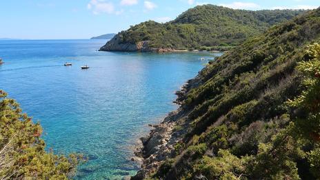 Îles d’Hyères en été : Porquerolles, Port-Cros et Le Levant entre plages de rêve, réserve protégée et navigation réglementée