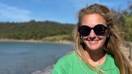 Ivrith Valli, fondatrice d’une école de voile : « J’ai toujours rêvé d’ouvrir une école de voile à Porquerolles »