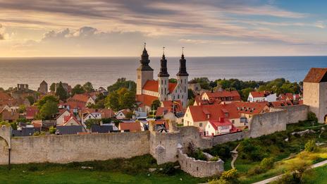 Visby en été : l’escale médiévale qui donne envie de filer en Suède