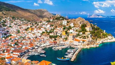 Hydra en juillet : l’île grecque sans voitures où l’été se vit au rythme de la mer