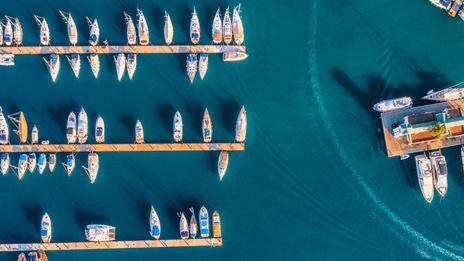 Naviguer propre : le nouveau défi des plaisanciers au long cours