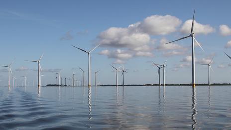 Éolien flottant : la France prépare ses ports à une nouvelle révolution en mer