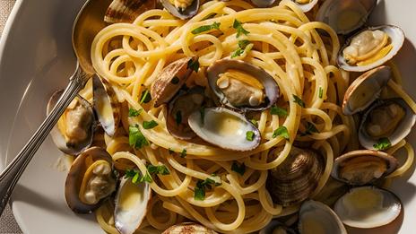 Pasta alle vongole : le grand classique italien qui met les palourdes au premier plan