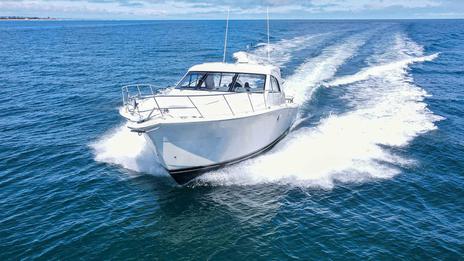 Bateaux à moteur : jusqu’où peut-on vraiment réduire la consommation au mille ?