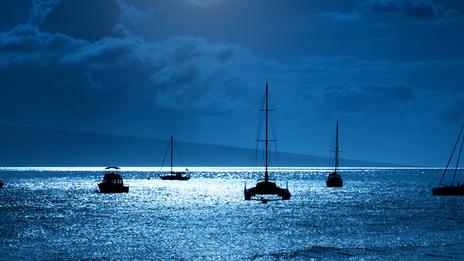 Navigation de nuit : comment voir clair quand la côte disparaît
