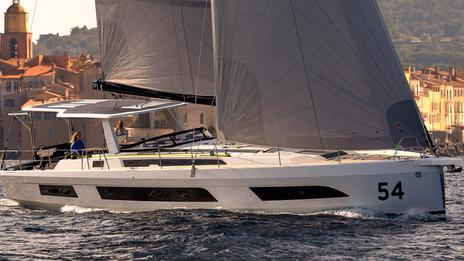 Cannes Yachting Festival 2026 : Dufour réunit cinq voiliers au Port Canto