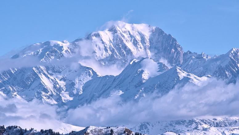 UTMB Mont-Blanc 2026 : un départ sous les averses et un risque d’orage à Chamonix