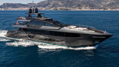 Le Riva 130’ Bellissima « Lady First » attendu au Monaco Yacht Show