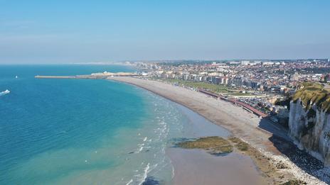 Plage préférée des Français 2026 : huit plages encore en lice, place aux duels