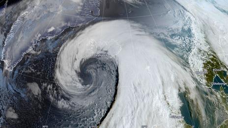 Bombe météo en Islande : vents à plus de 200 km/h et blizzard, les restes de l'ouragan Isaias en cause