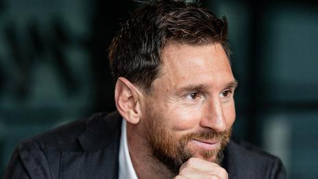Lionel Messi commande un catamaran de luxe Sunreef ULTIMA 88 pour naviguer en famille