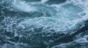 Où se produisent les plus hautes vagues en France