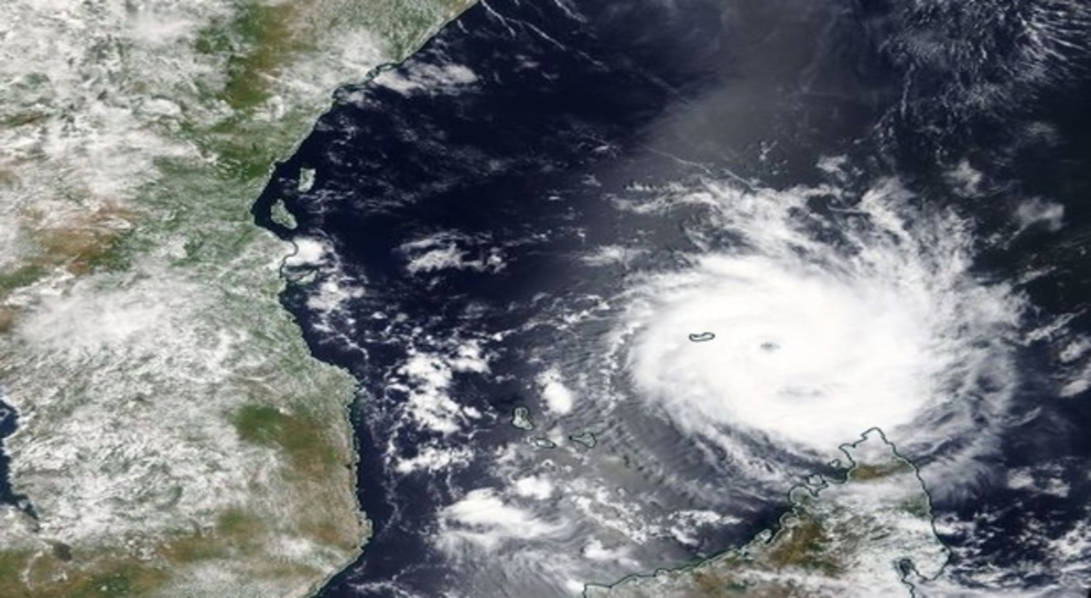 Le Cyclone Belna Menace L'archipel De Mayotte - Actualités La Chaîne Météo