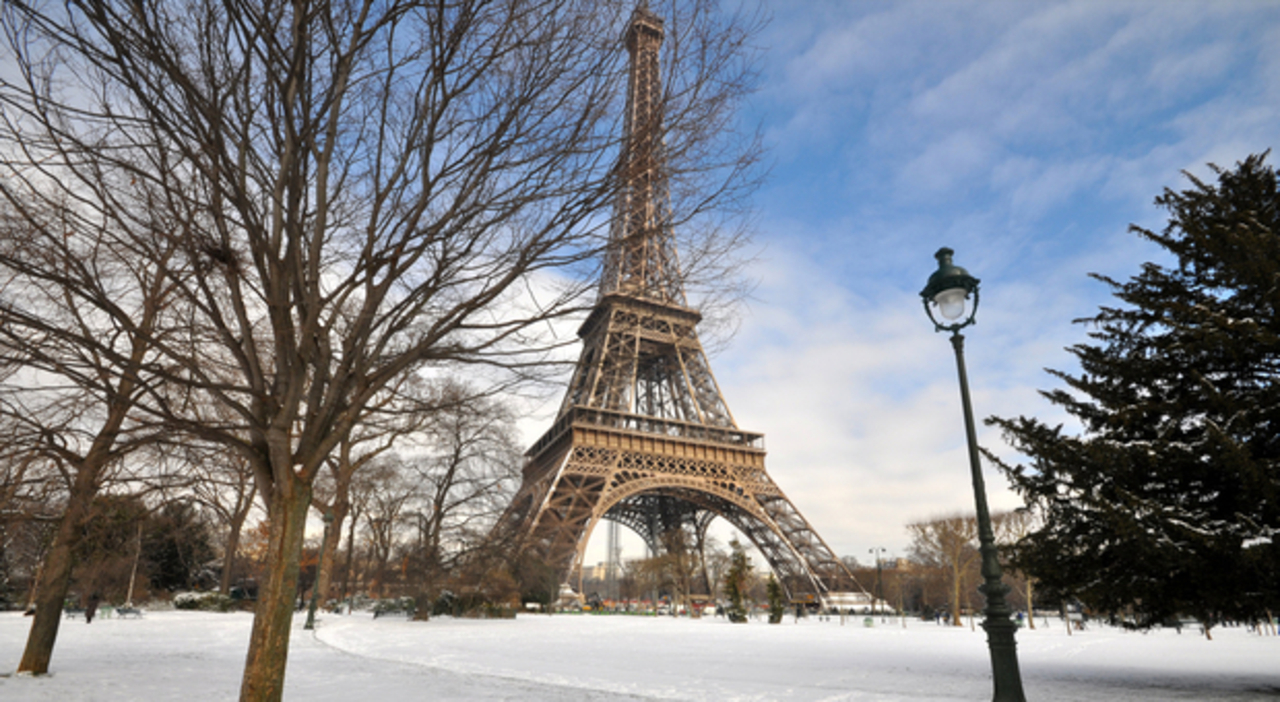 Froid en France : De la neige attendue à Paris cette nuit (mais il